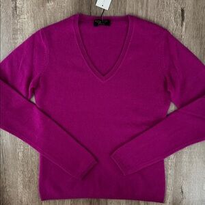 Cashmere V-neck Sweater